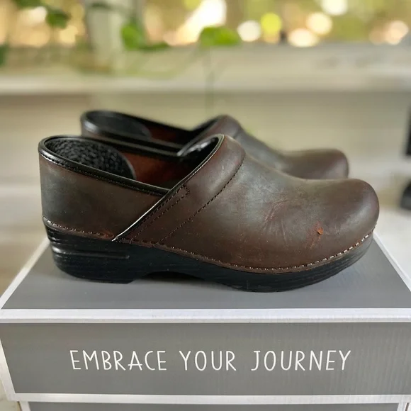 Brown Dansko Professional Clogs - Picture 3 of 10